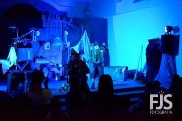 'El desván de la luna' llena San Juan de magia y duendes (Foto Francisco Javier Santana)